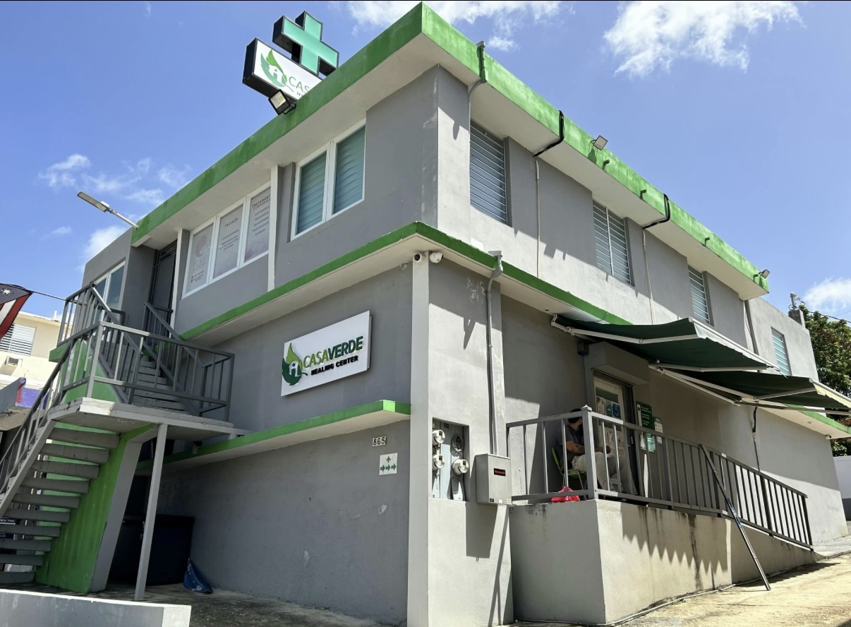 Casa Verde storefront